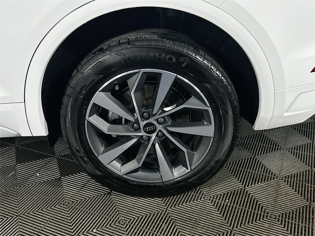 Used 2023 Audi Q5 2.0T Premium Plus image 34