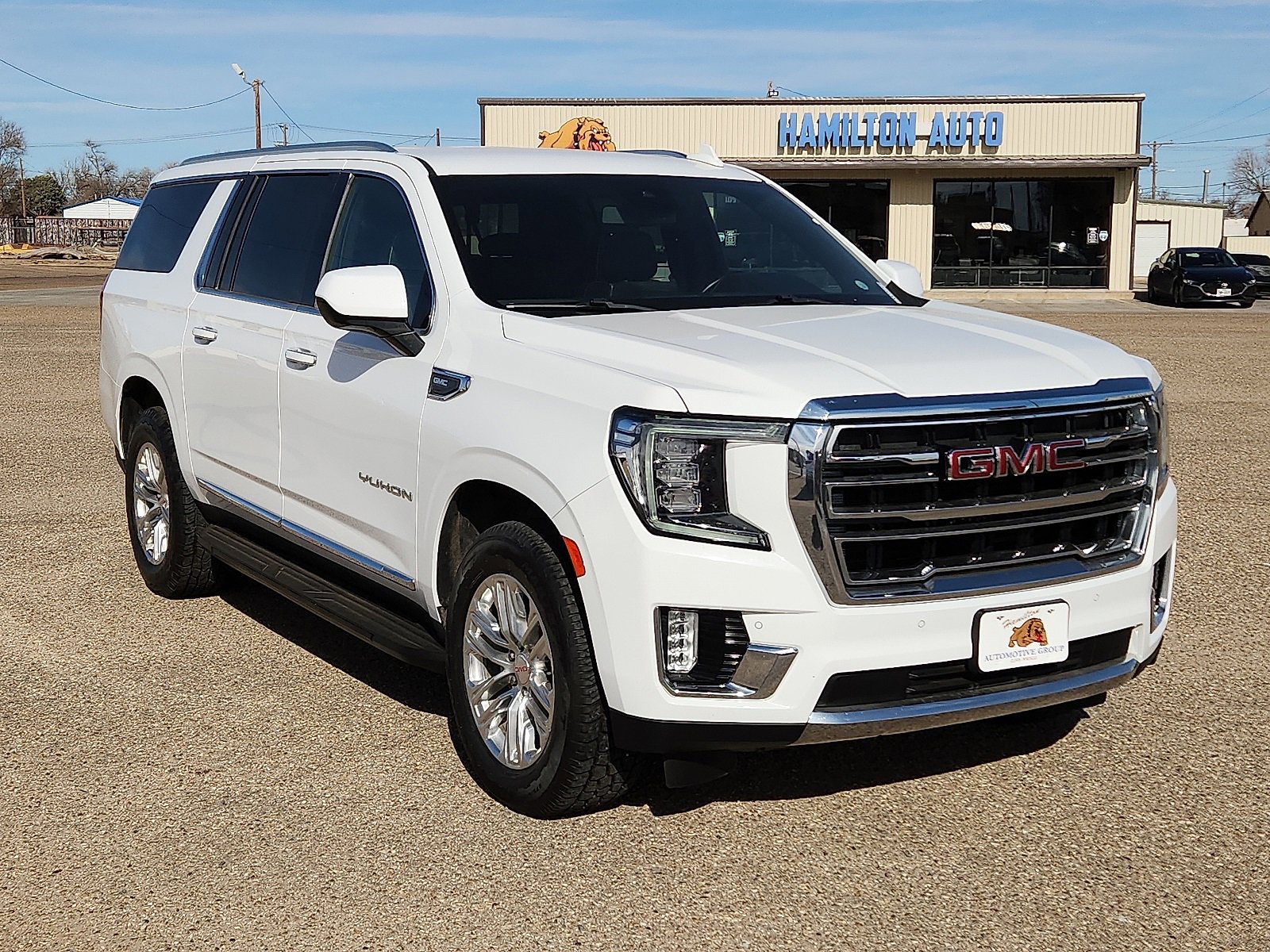 Used 2023 GMC Yukon XL SLT image 6