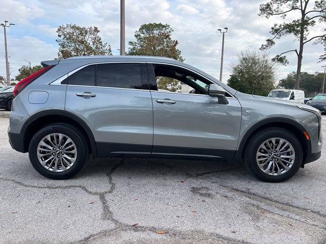 Used 2025 Cadillac XT4 Premium Luxury image 8
