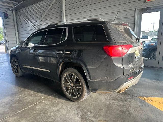 Used 2019 GMC Acadia Denali w/ Technology Package FWD image 10