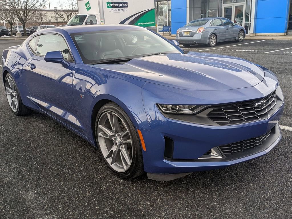 Used 2023 Chevrolet Camaro LT w/ RS Package image 3