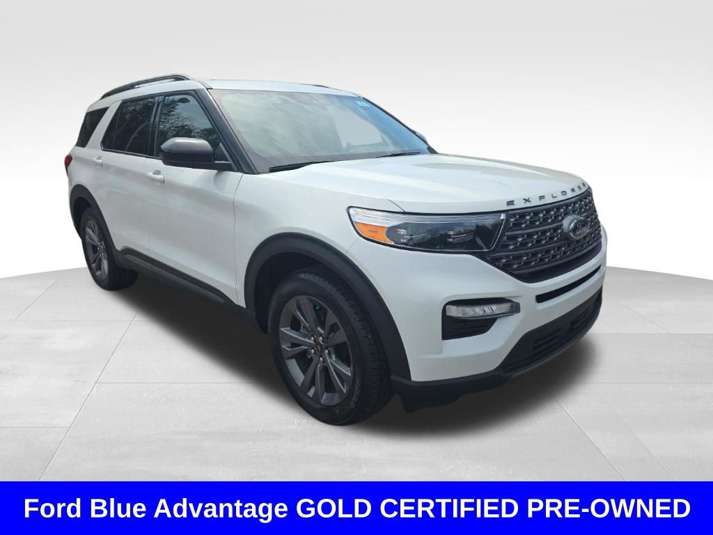 Certified 2023 Ford Explorer XLT w/ Equipment Group 202A image 3