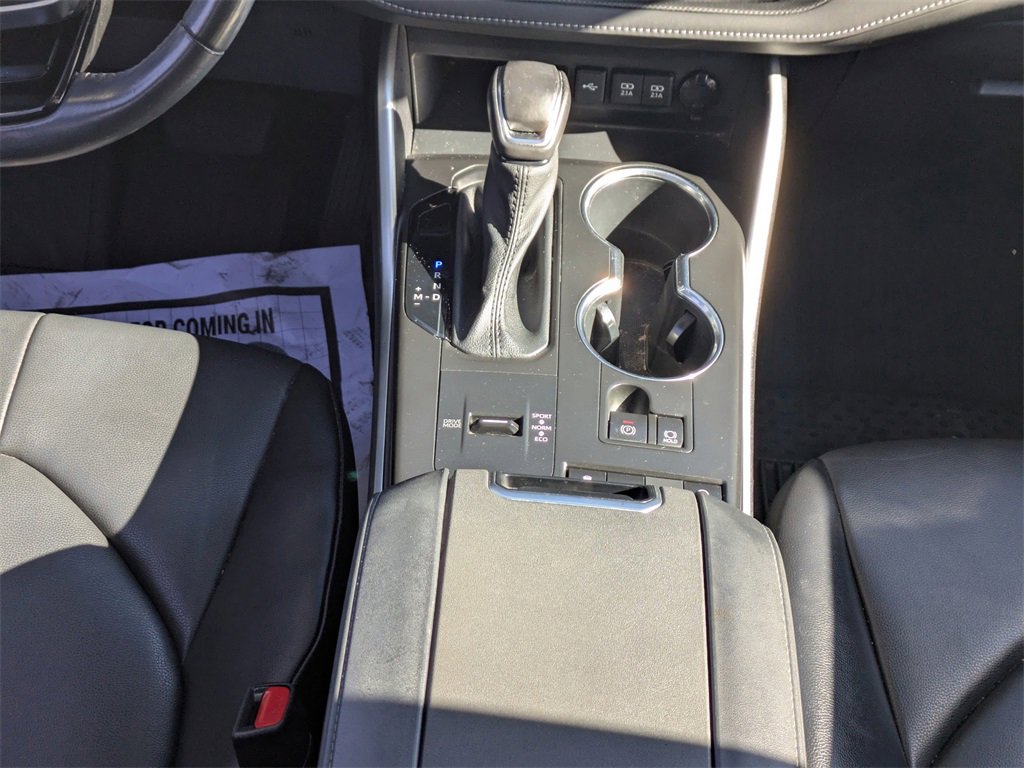 Used 2021 Toyota Highlander XLE image 20