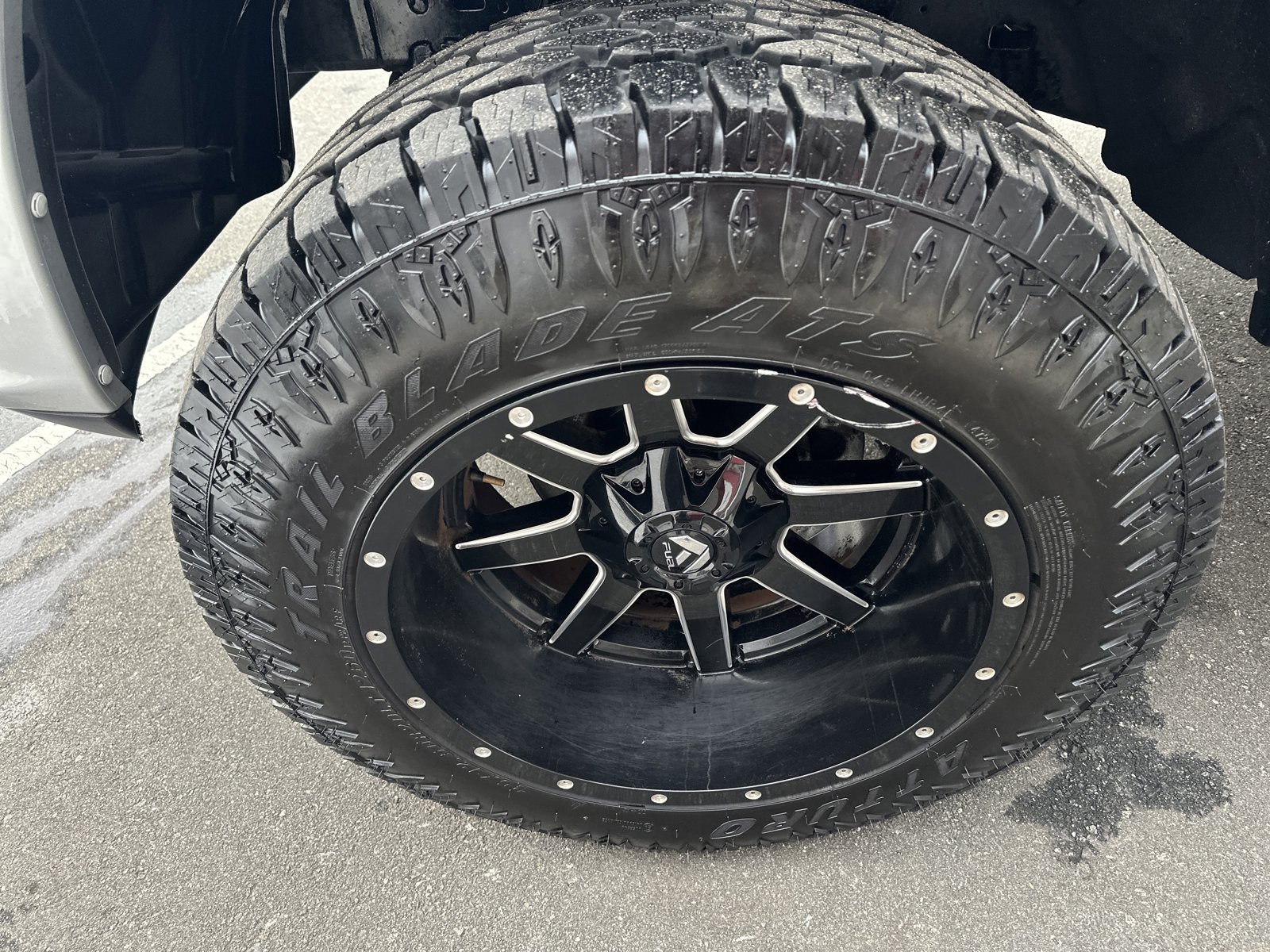 Used 2015 RAM 1500 Express image 30