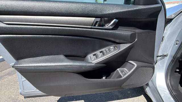 Used 2021 Honda Accord LX image 18