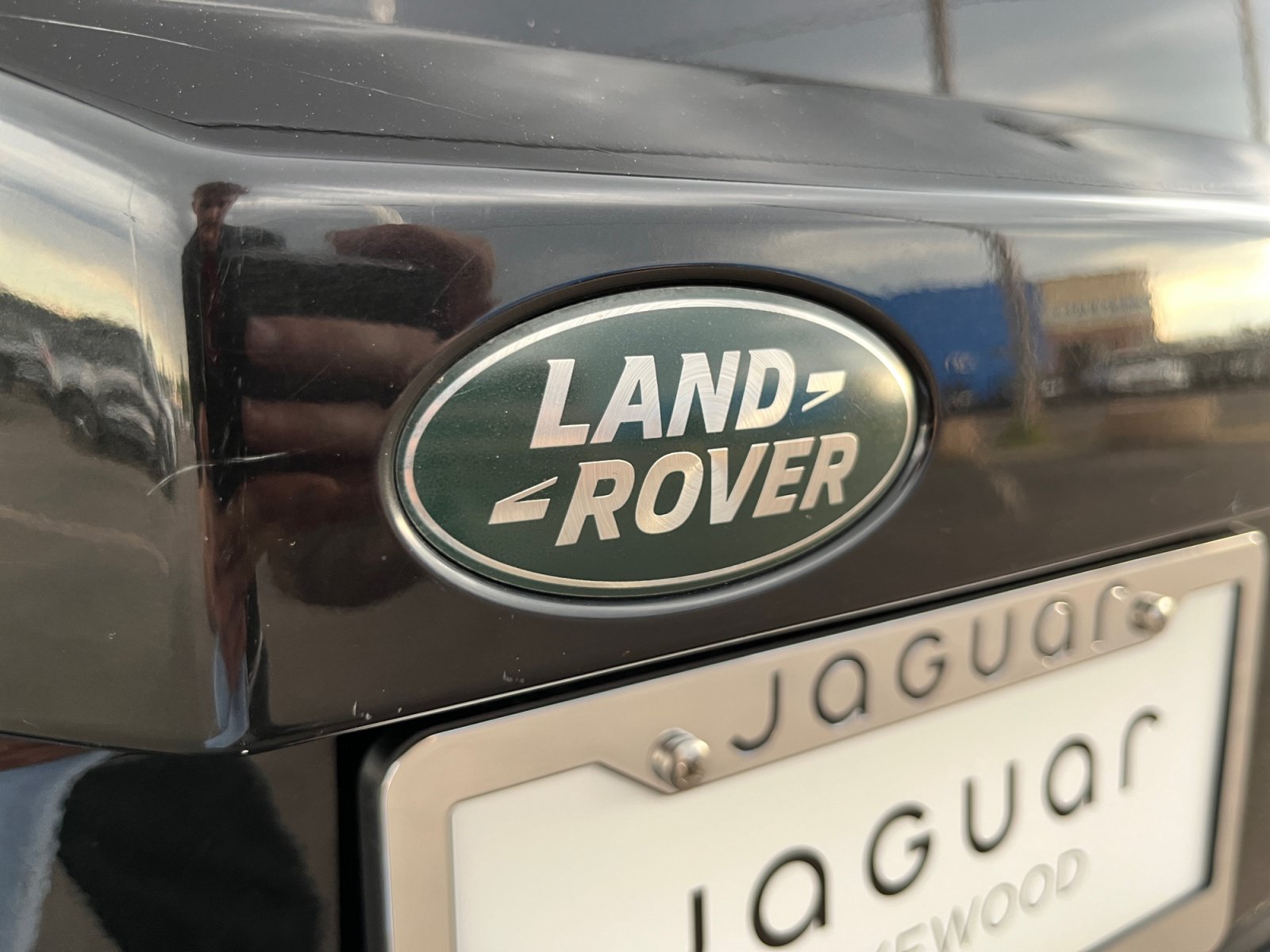 Used 2015 Land Rover LR4 HSE AWD/4WD image 23