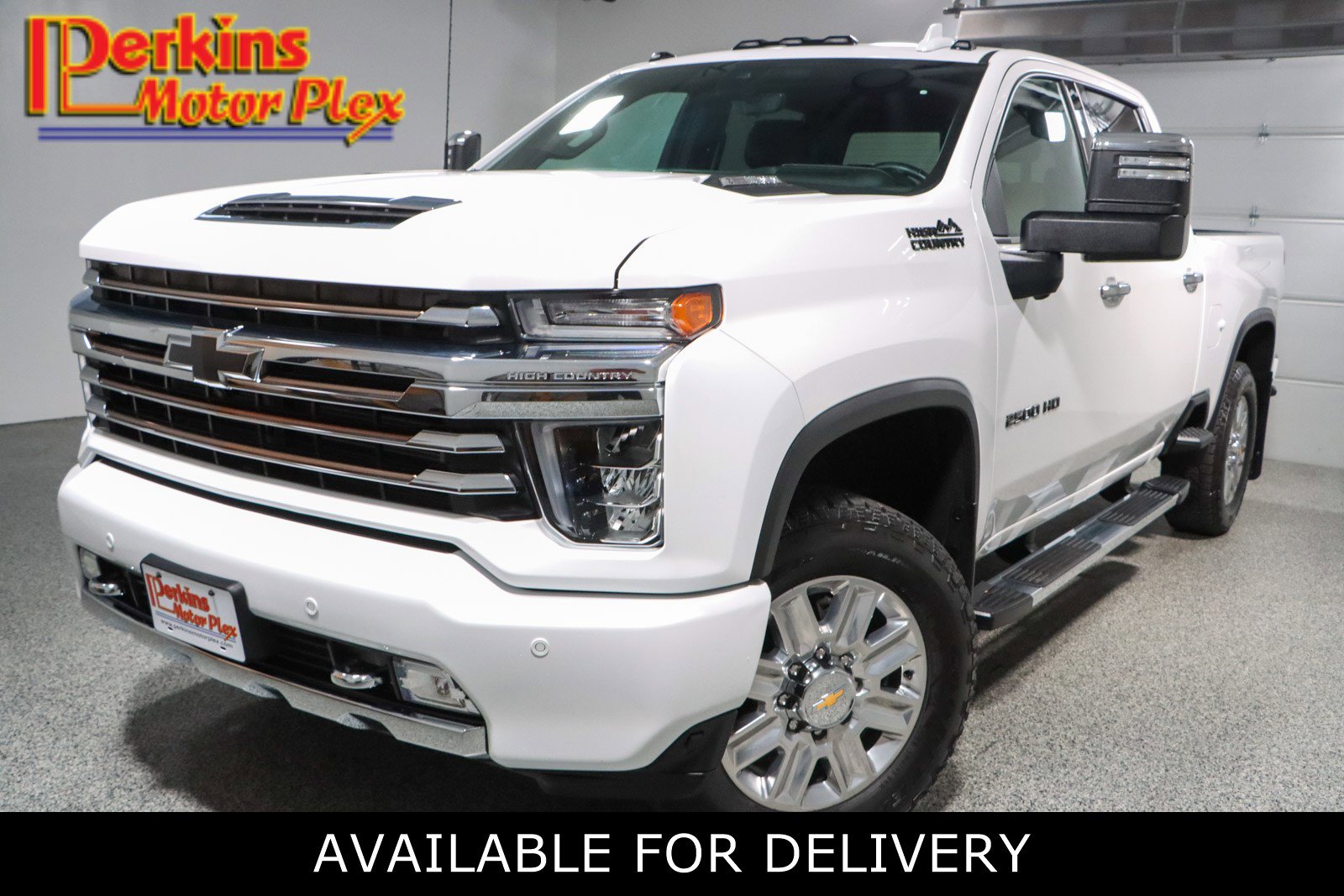 Used 2023 Chevrolet Silverado 2500 High Country w/ Technology Package image 1