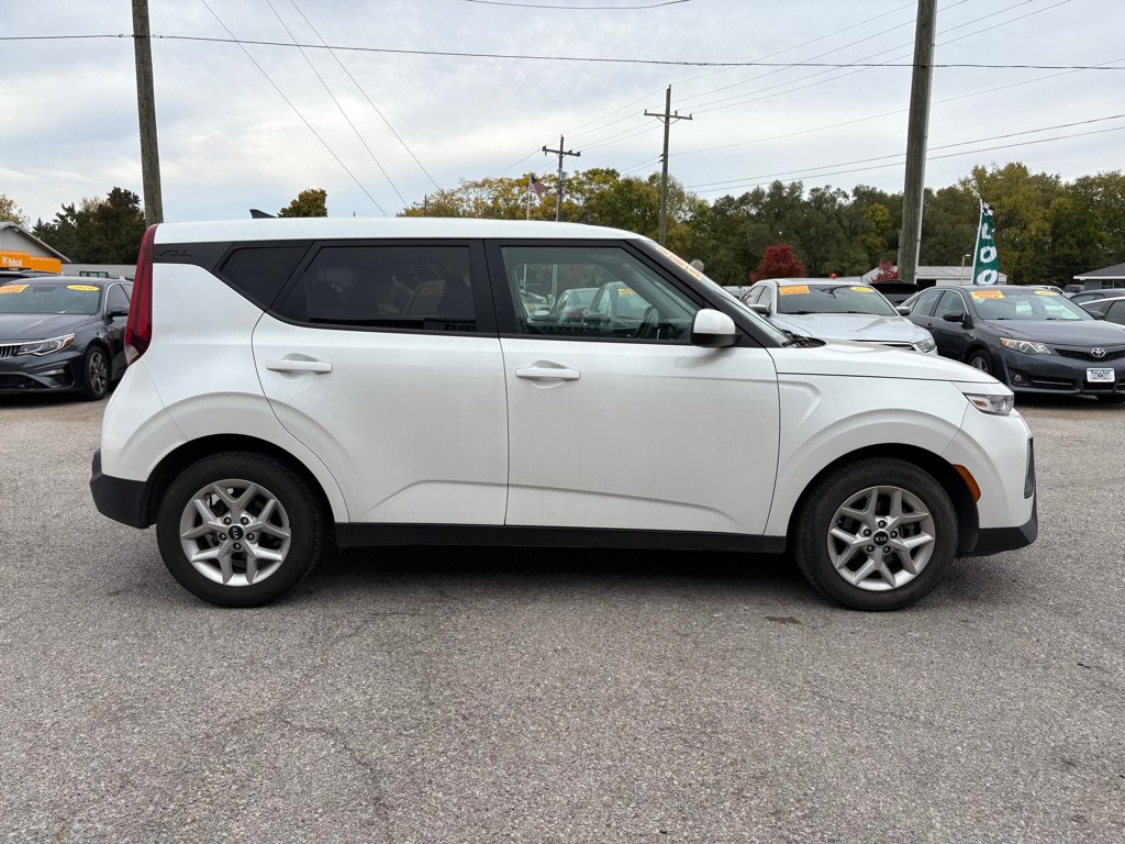 Used 2021 Kia Soul S FWD image 5