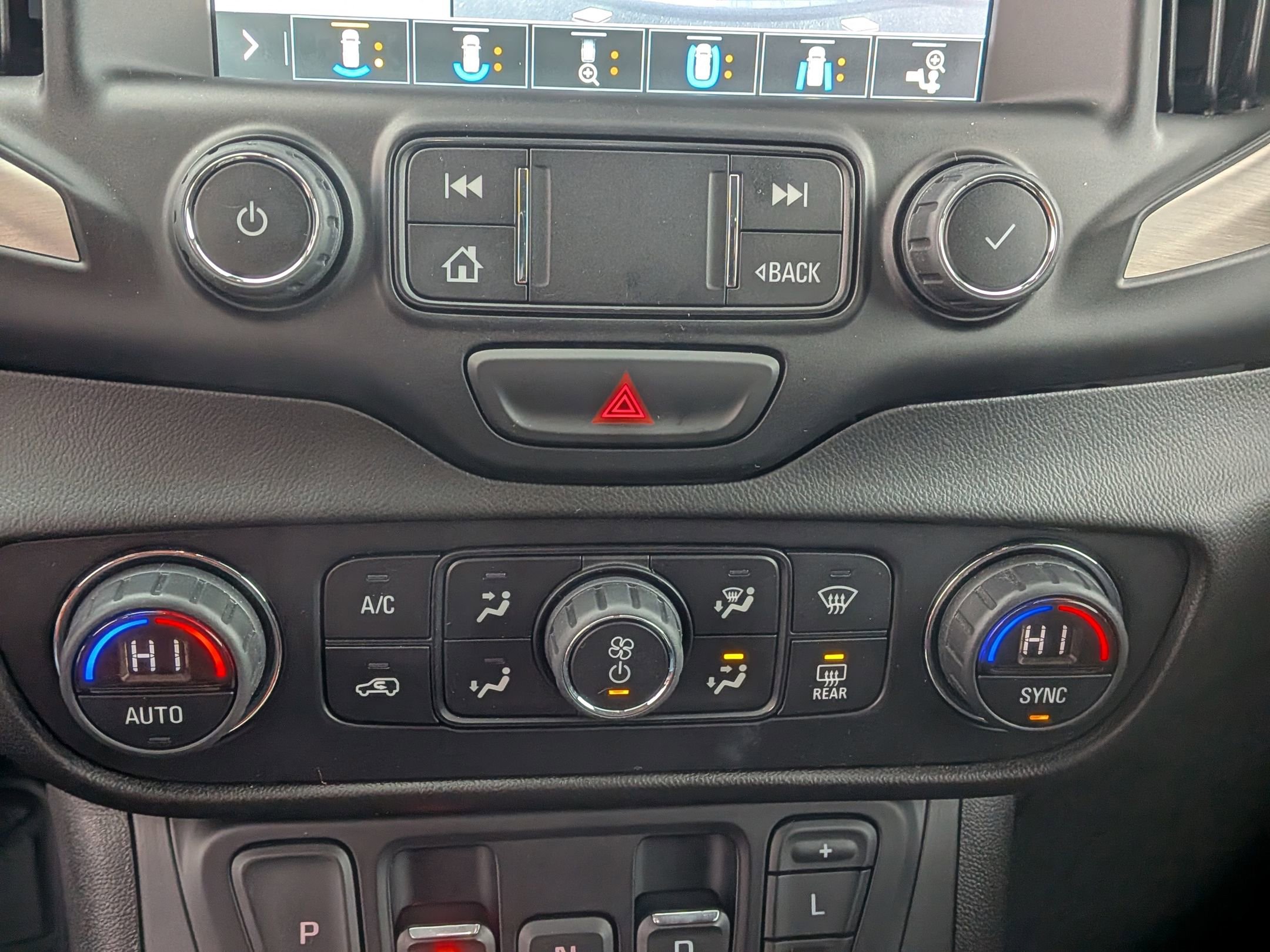 Certified 2020 GMC Terrain Denali w/ Denali Premium Package image 29