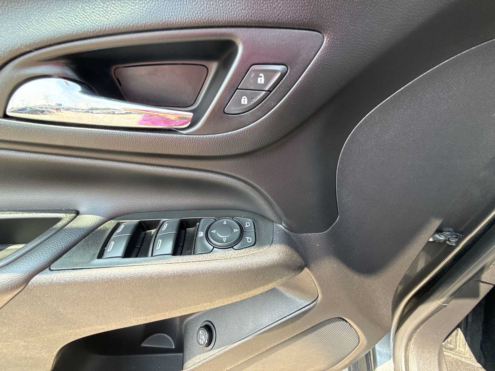 Certified 2021 Chevrolet Equinox LT FWD image 22