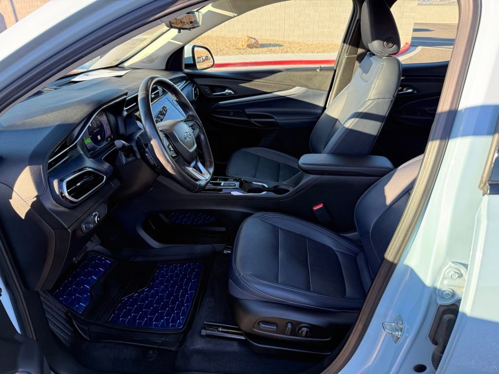 Certified 2022 Chevrolet Bolt EUV Premier w/ Sun & Sound Package image 12