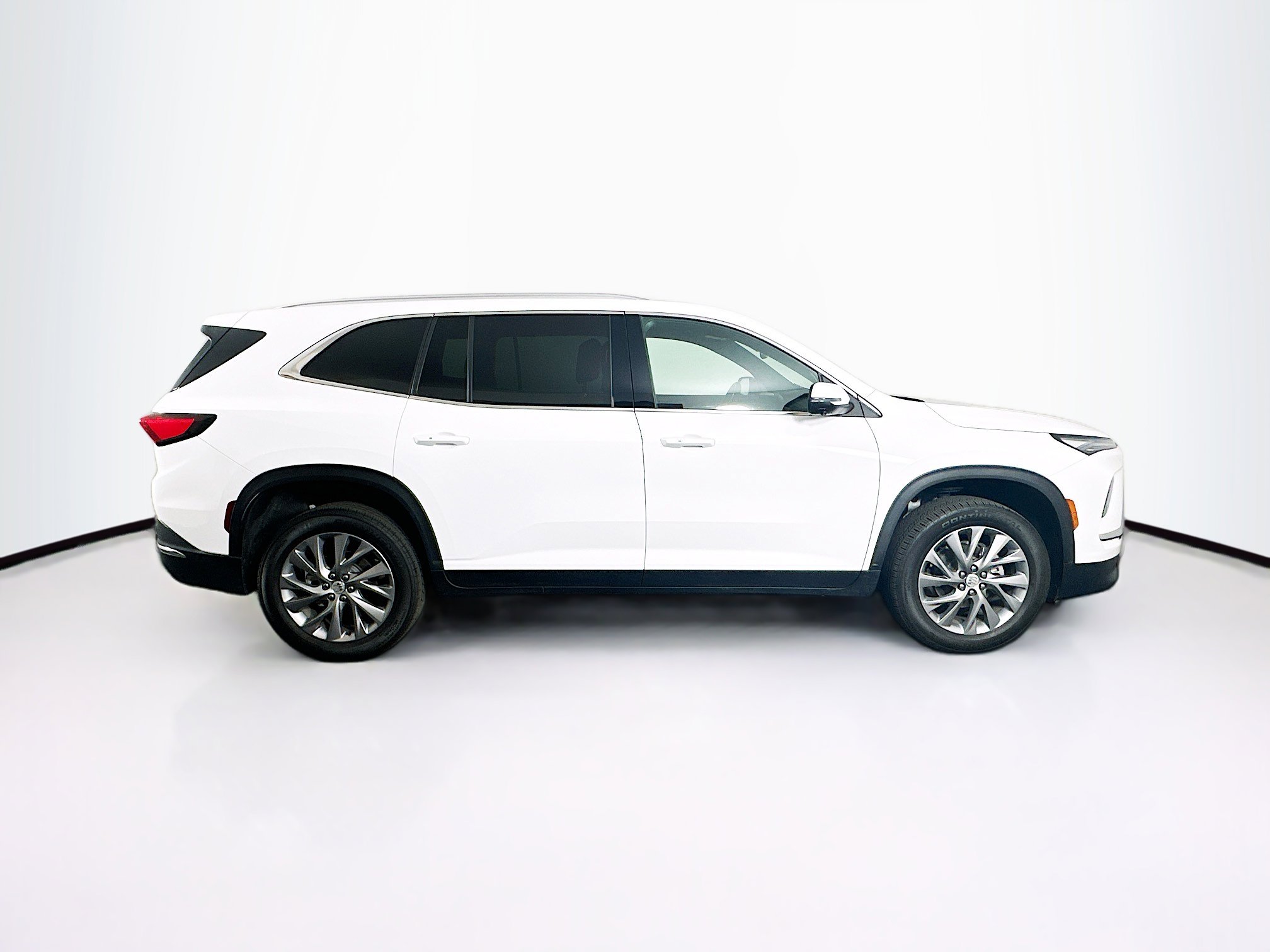 Used 2025 Buick Enclave Preferred FWD image 10