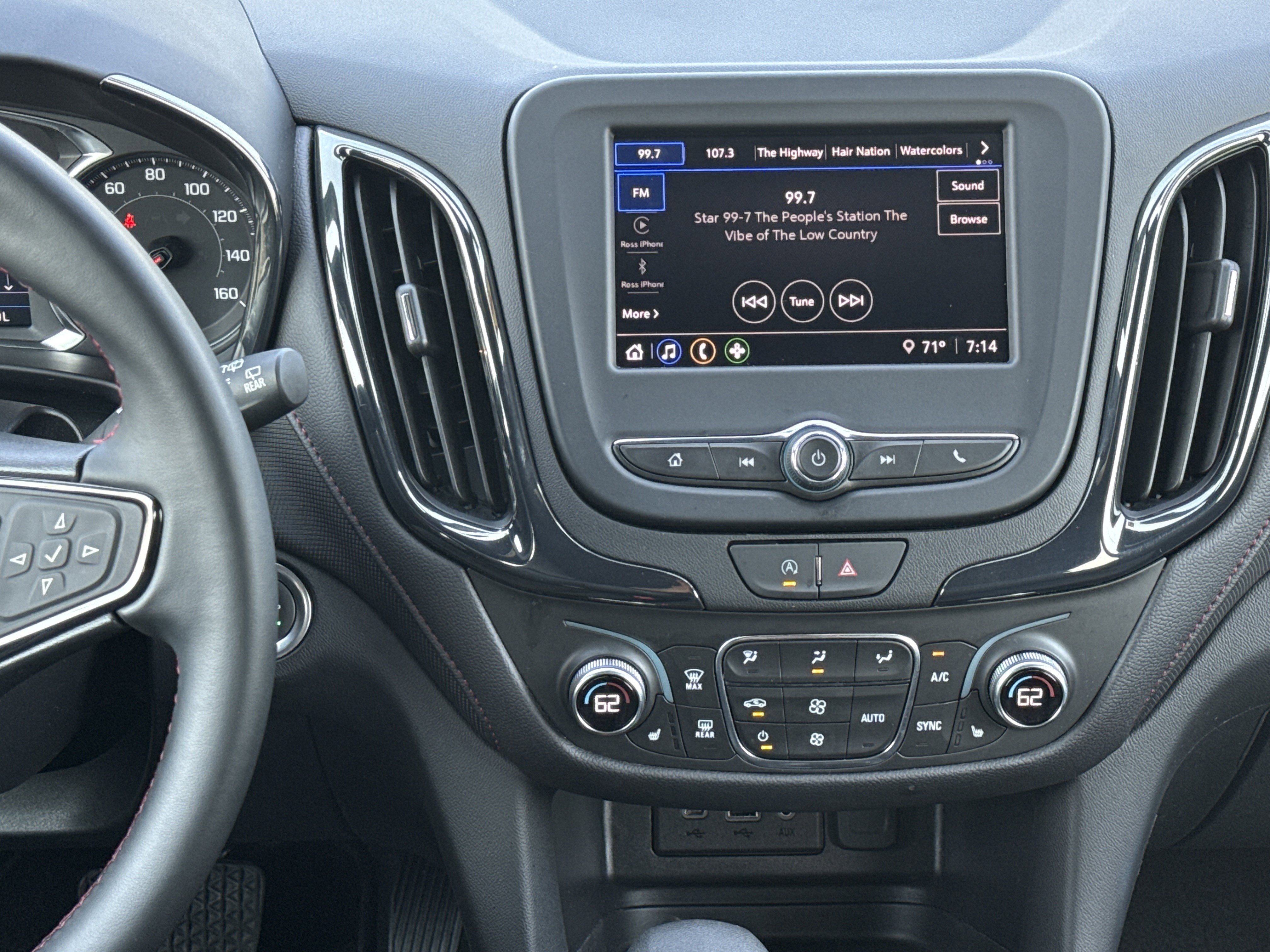 Used 2023 Chevrolet Equinox RS AWD/4WD image 28