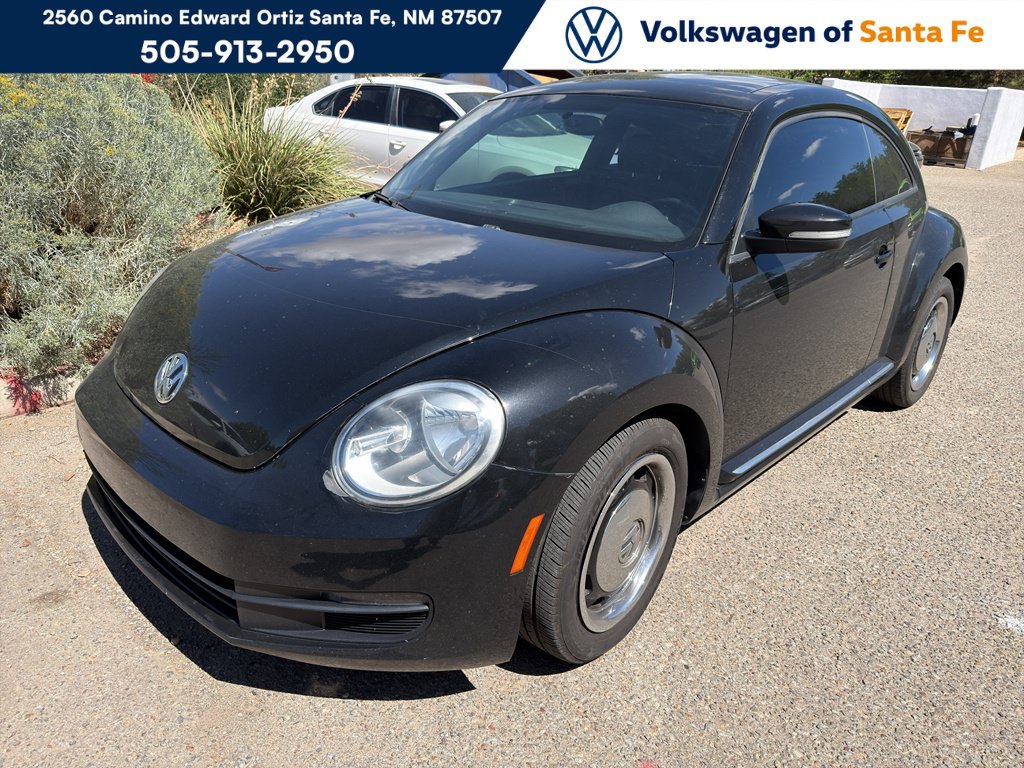 Used 2012 Volkswagen Beetle 2.5 FWD video 1
