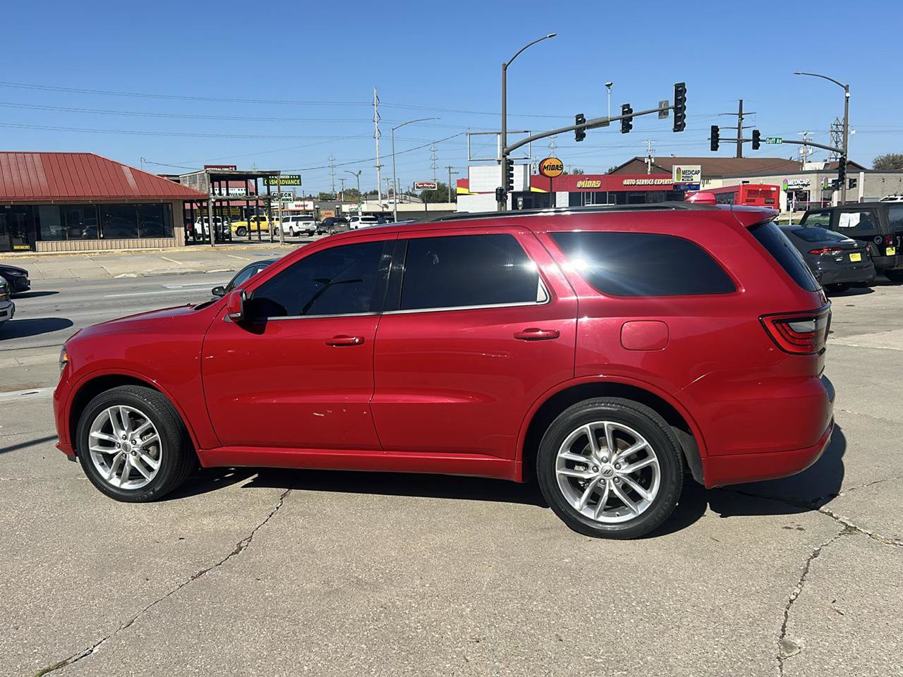 Used 2017 Dodge Durango GT w/ Premium Group AWD/4WD image 6