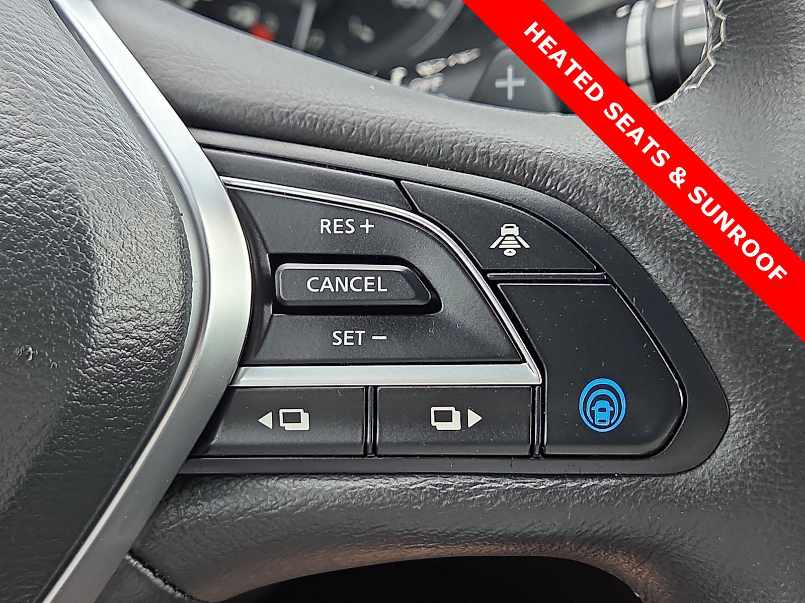 Used 2025 INFINITI QX55 Sensory image 22