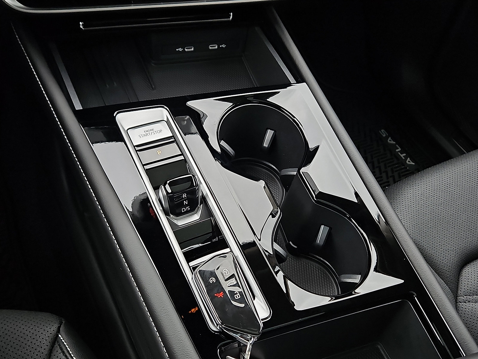 New 2026 Volkswagen Atlas SE image 15