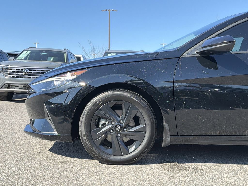 Used 2023 Hyundai Elantra SEL image 9
