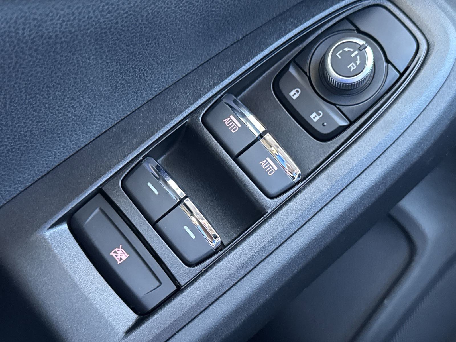 New 2025 Subaru Crosstrek 2.5i Limited w/ Popular Package #3A image 24