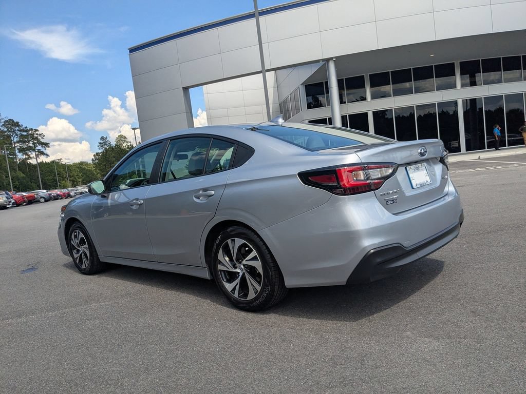 Used 2025 Subaru Legacy Premium AWD/4WD image 6