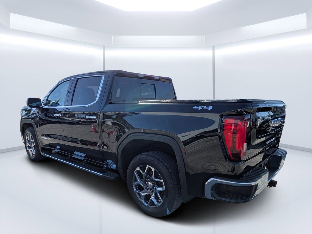 Used 2022 GMC Sierra 1500 SLT w/ SLT Premium Plus Package AWD/4WD image 5