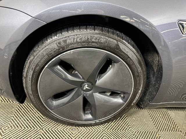 Used 2018 Tesla Model 3 Long Range image 10