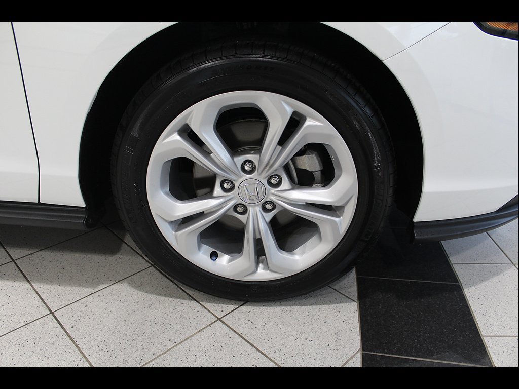 Certified 2025 Honda Accord LX image 10