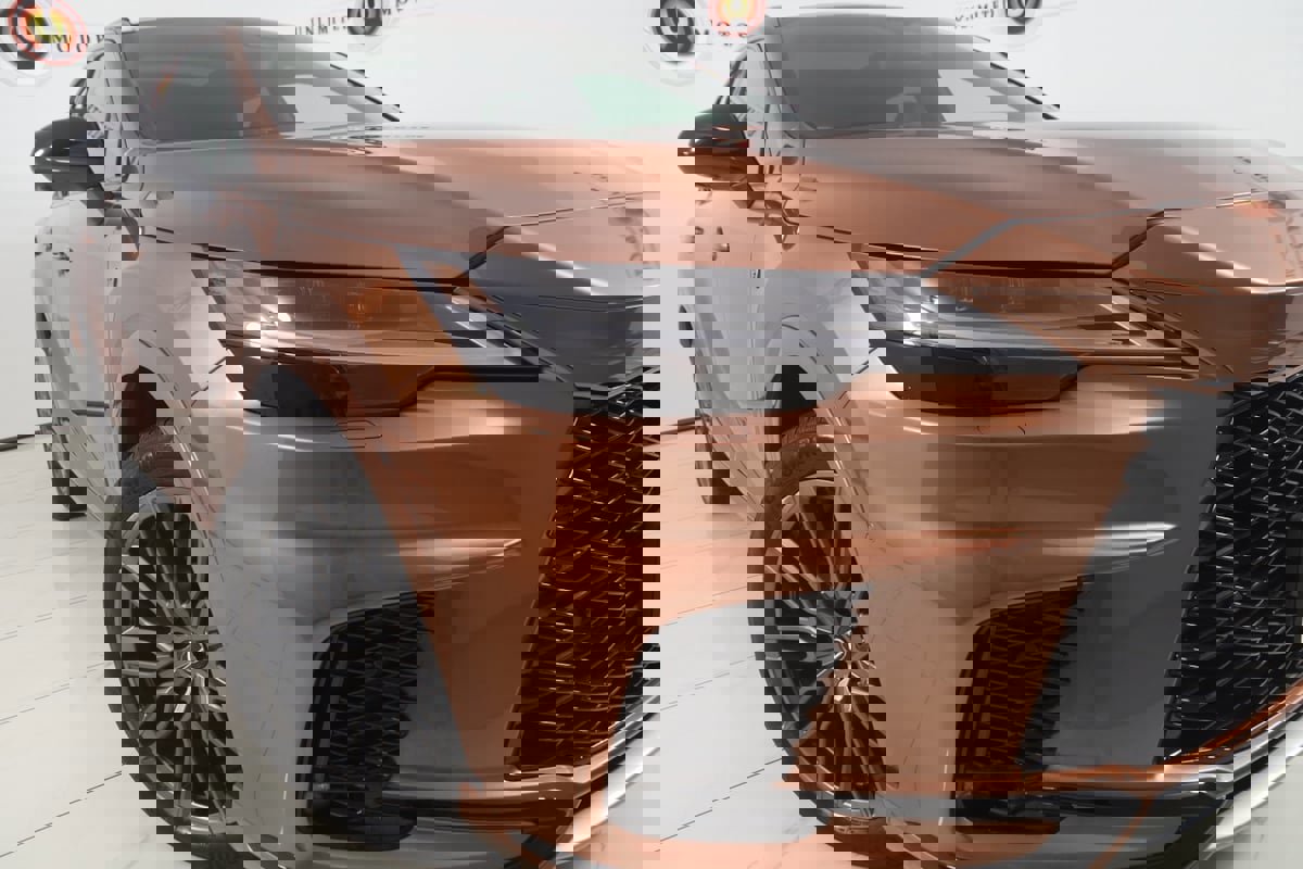 Used 2023 Lexus RX 500h F Sport image 19