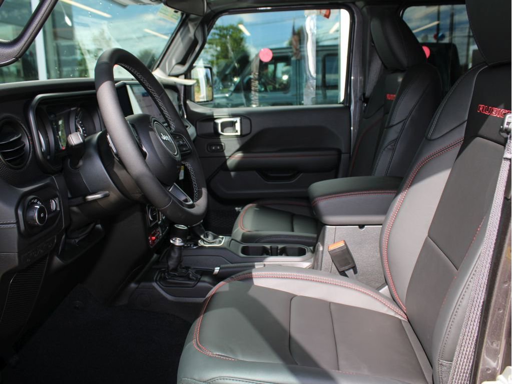 New 2025 Jeep Wrangler Unlimited Rubicon image 10
