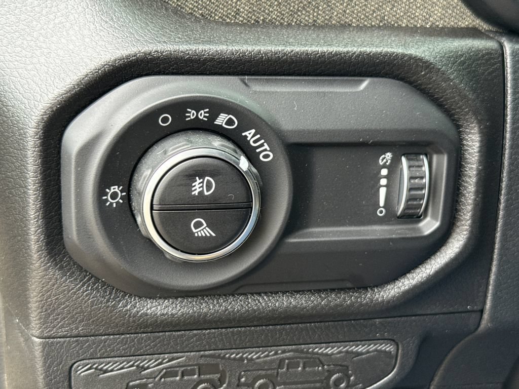 New 2026 Jeep Gladiator Willys AWD/4WD image 25