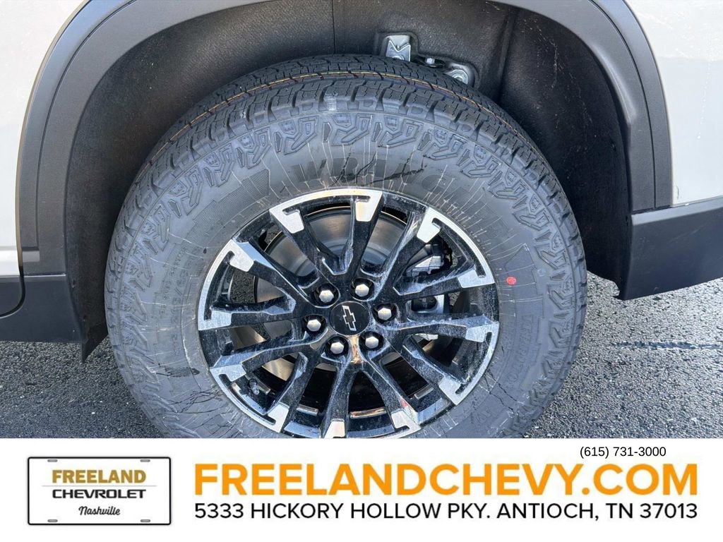 New 2026 Chevrolet Traverse Z71 w/ Driver Confidence Package image 10