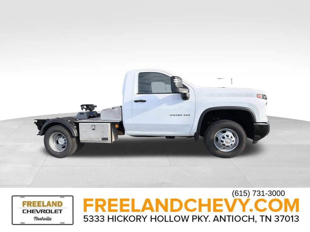 Used 2025 Chevrolet Silverado 3500 W/T w/ WT Convenience Package image 2