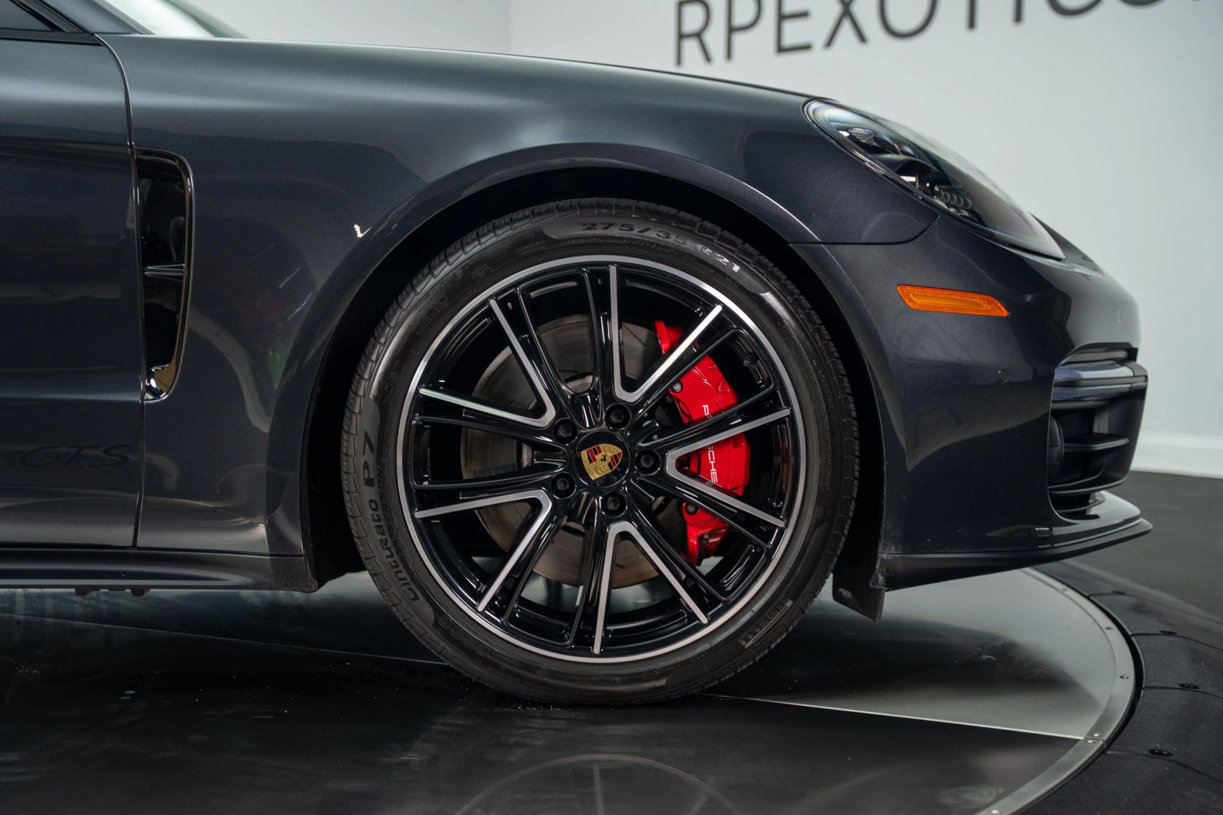 Used 2019 Porsche Panamera GTS image 25