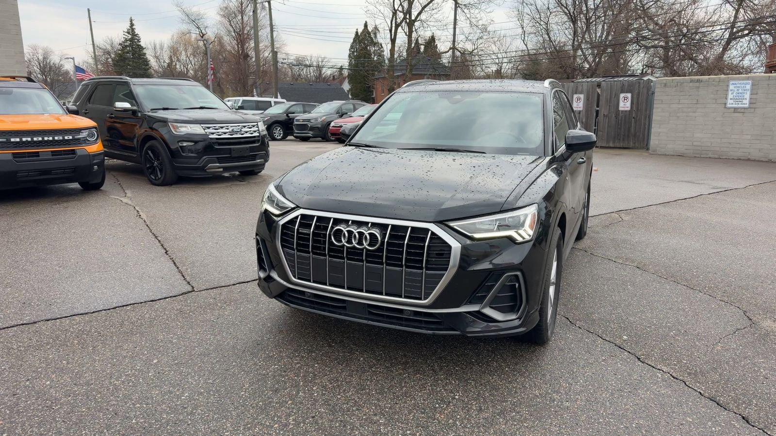 Used 2021 Audi Q3 2.0T Premium Plus w/ Premium Plus Package AWD/4WD image 3