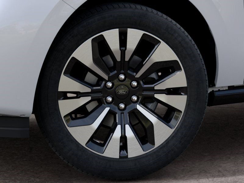 New 2027 Ford Expedition Platinum w/ Driver's Package AWD/4WD image 19