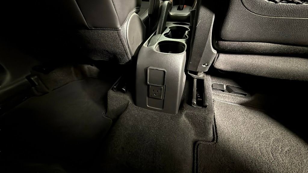 Certified 2021 Chevrolet Trax LT w/ Sport Edition image 29