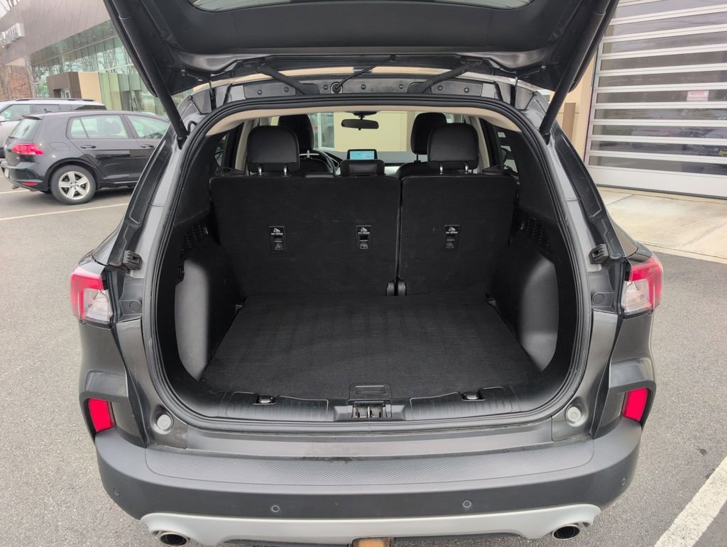 Used 2020 Ford Escape SEL image 24