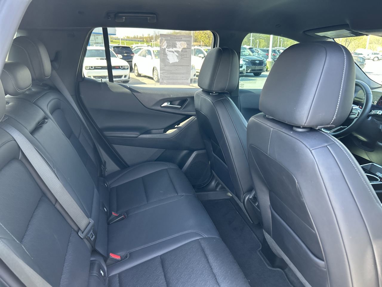 Used 2026 Chevrolet Equinox LT w/ Convenience Package II AWD/4WD image 17