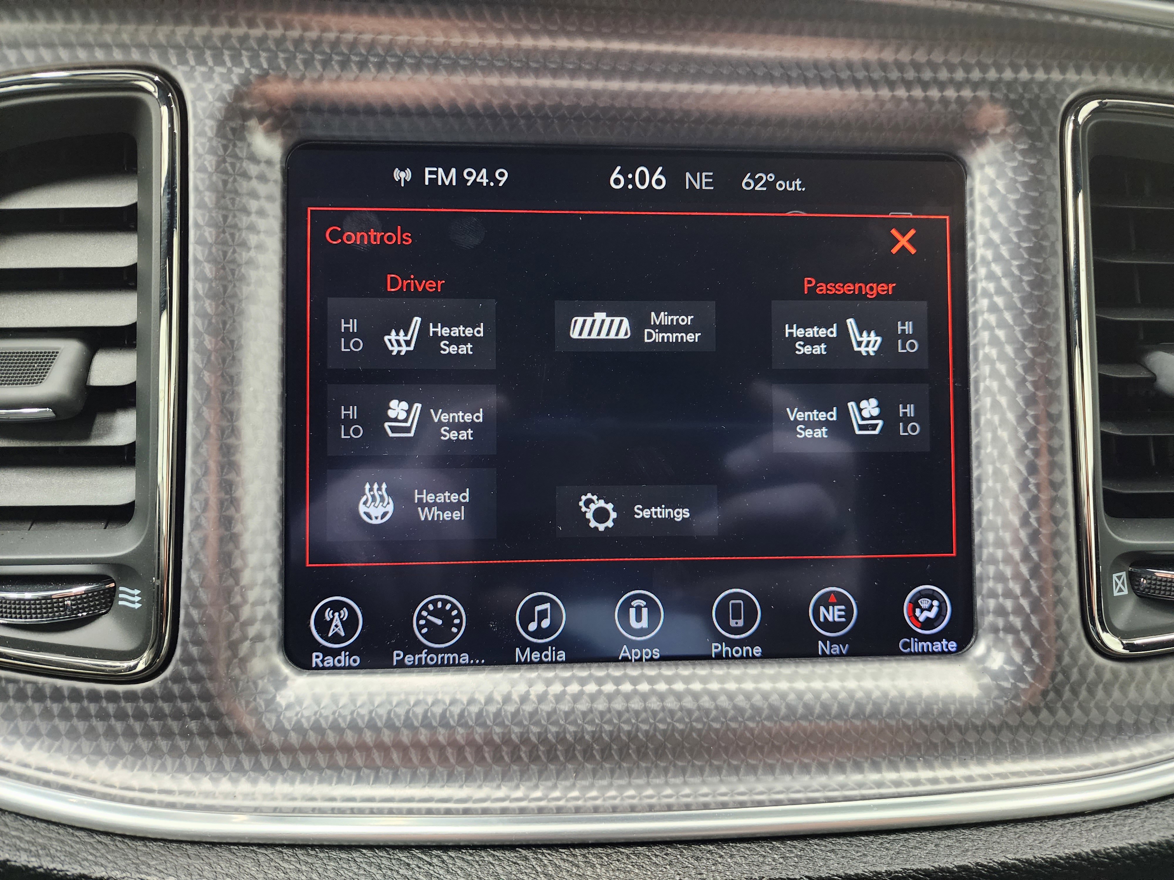 Used 2017 Dodge Challenger SRT Hellcat RWD image 16