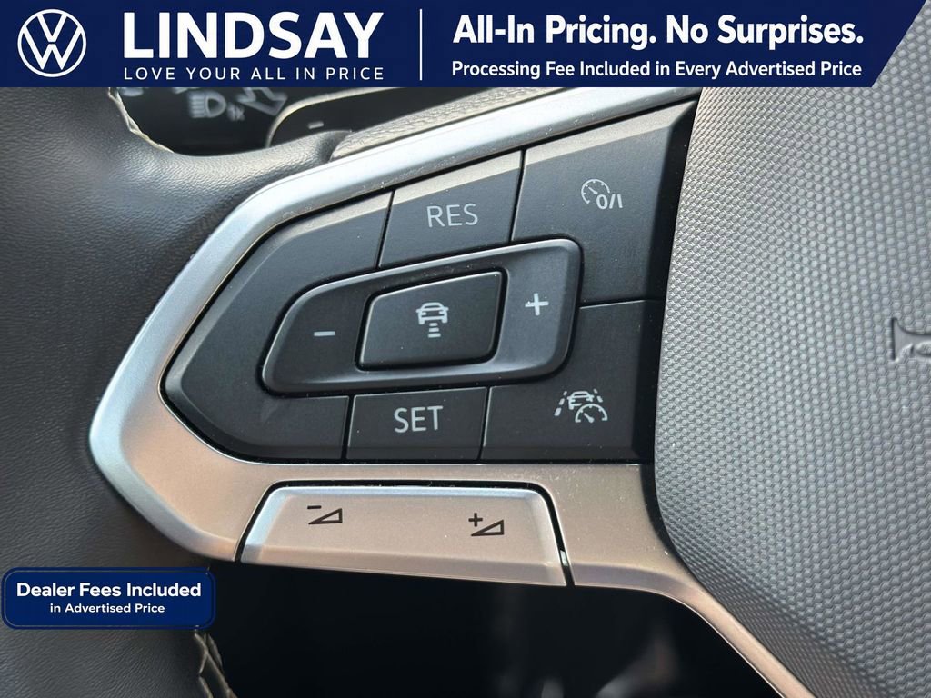 Certified 2025 Volkswagen Atlas Cross Sport SE AWD/4WD image 20