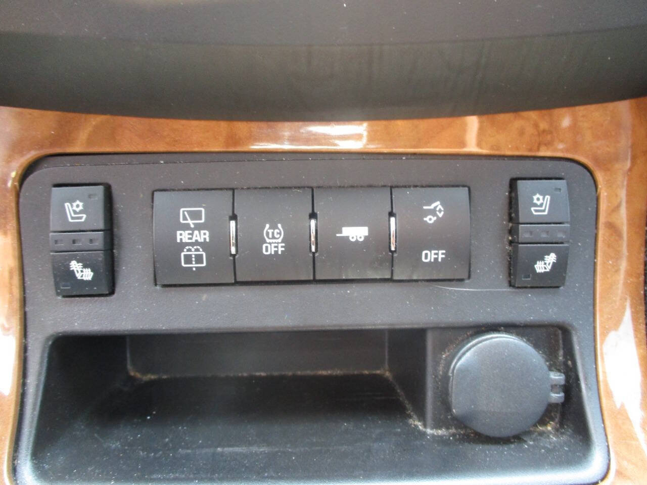 Used 2012 Buick Enclave Premium w/ Trailering Provision Package AWD/4WD image 14