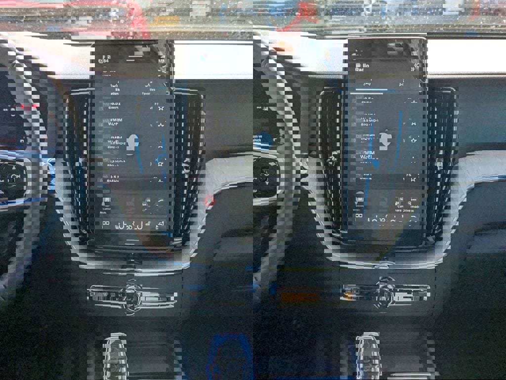 Used 2026 Volvo XC60 B5 Core image 19