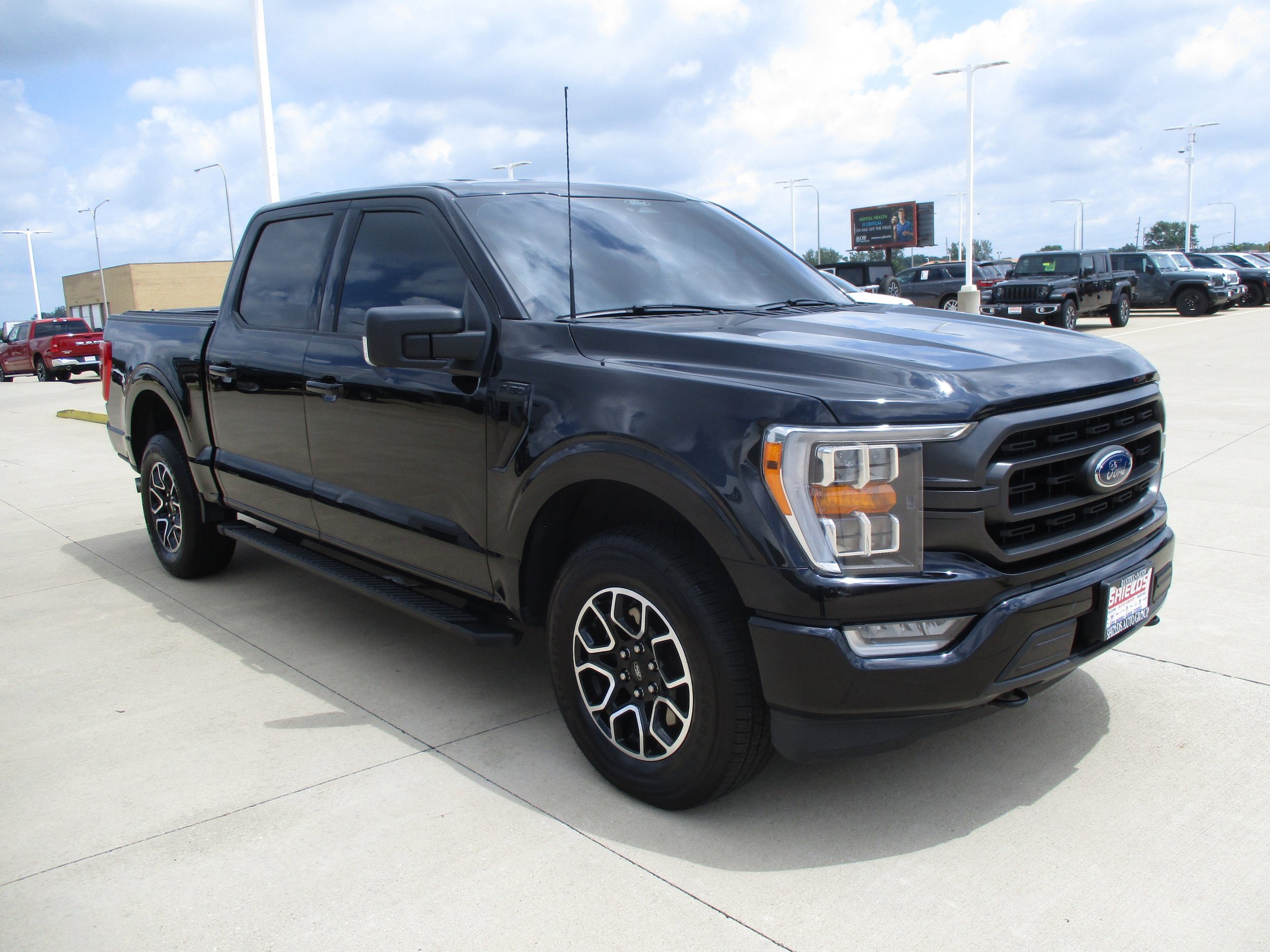 Used 2022 Ford F150 XLT w/ Equipment Group 302A High AWD/4WD image 10