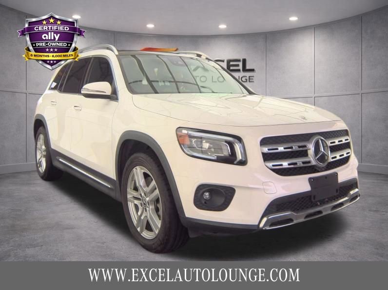Used 2022 Mercedes-Benz GLB 250 4MATIC w/ Premium Package Lite image 9