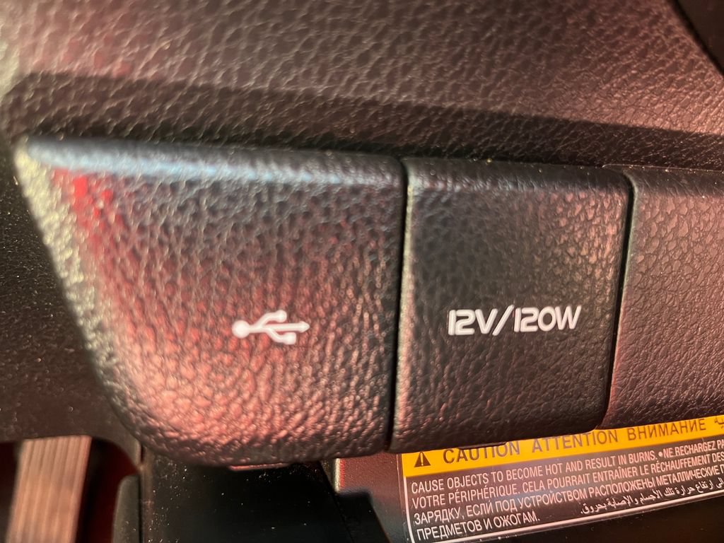 Used 2020 Toyota Camry XSE FWD image 22