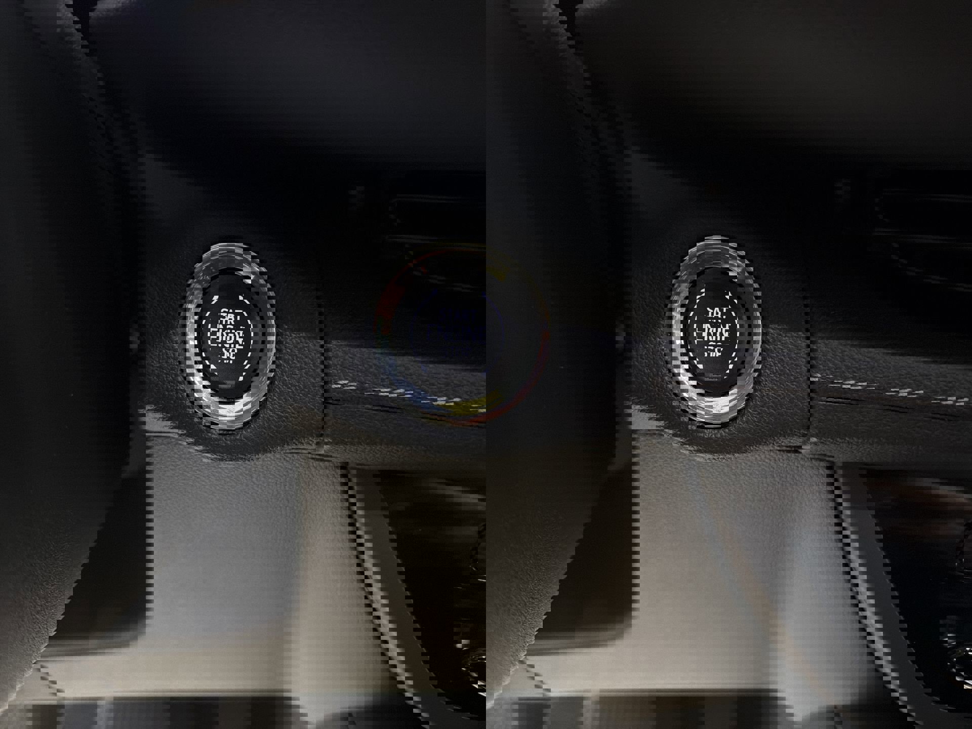 Used 2023 Buick Envision Essence image 16