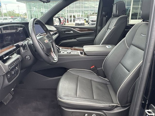 Certified 2024 Cadillac Escalade Premium Luxury w/ Performance Package AWD/4WD image 20