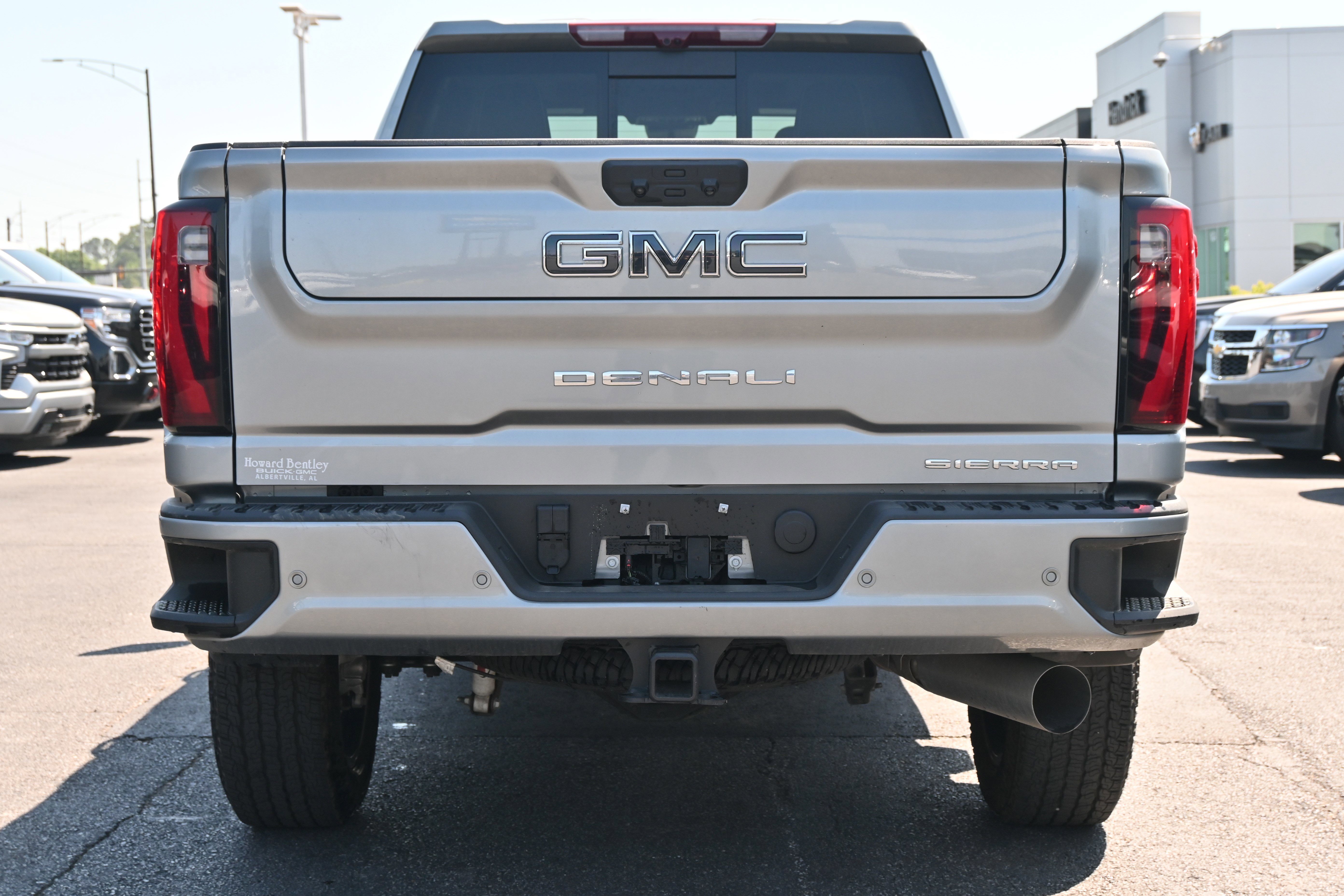 Used 2026 GMC Sierra 2500 Denali Ultimate image 14