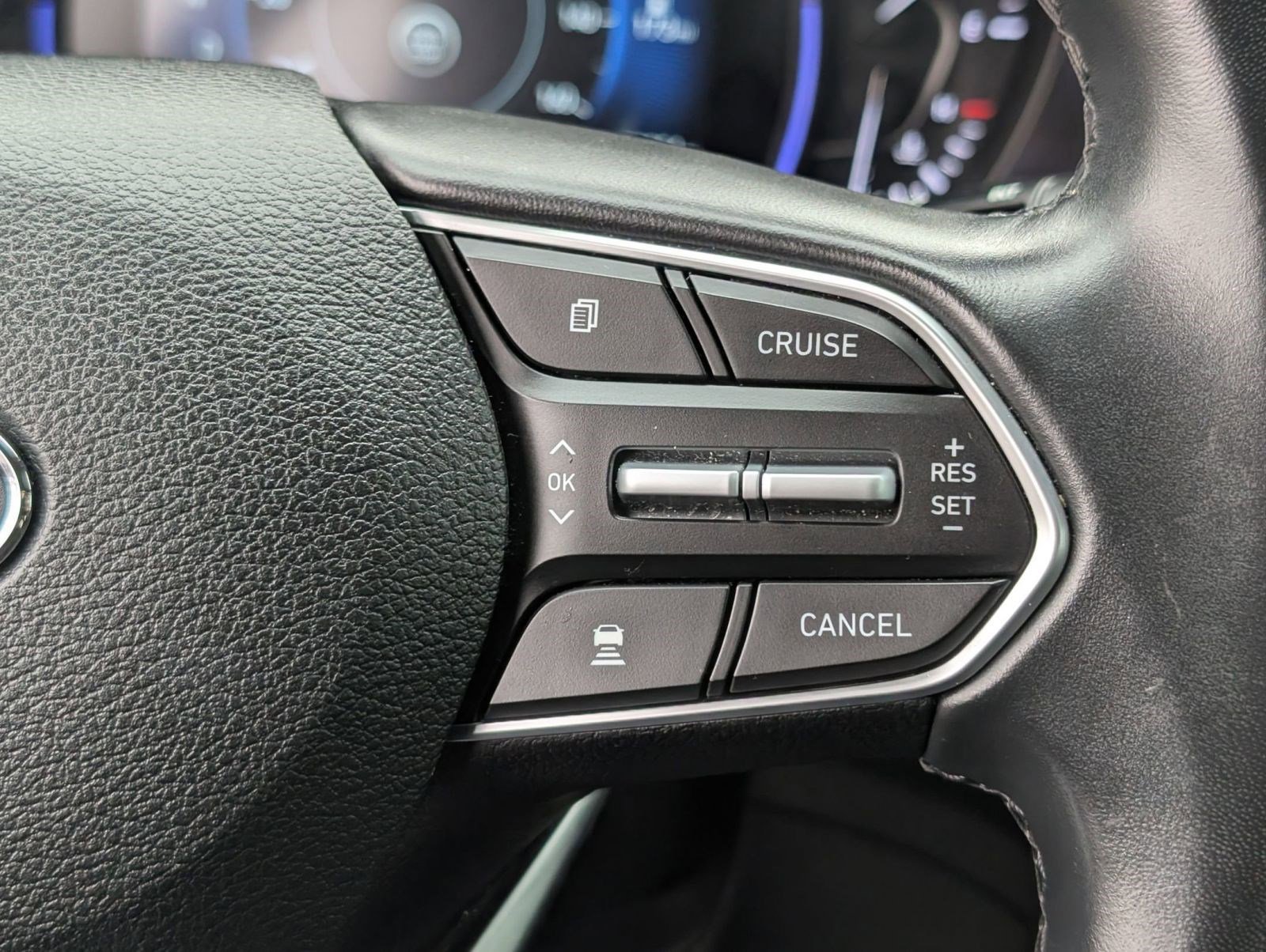 Used 2020 Hyundai Santa Fe SEL image 25