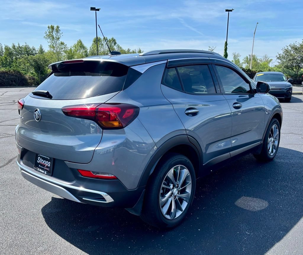 Used 2022 Buick Encore GX Essence FWD image 8